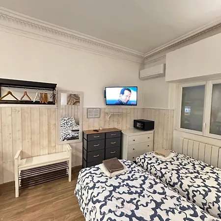 15 Ground Floor * Paris