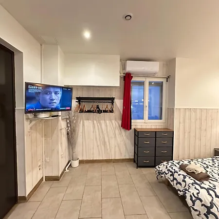 Apartment 15 Ground Floor Paris