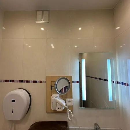 15 Ground Floor Paris
