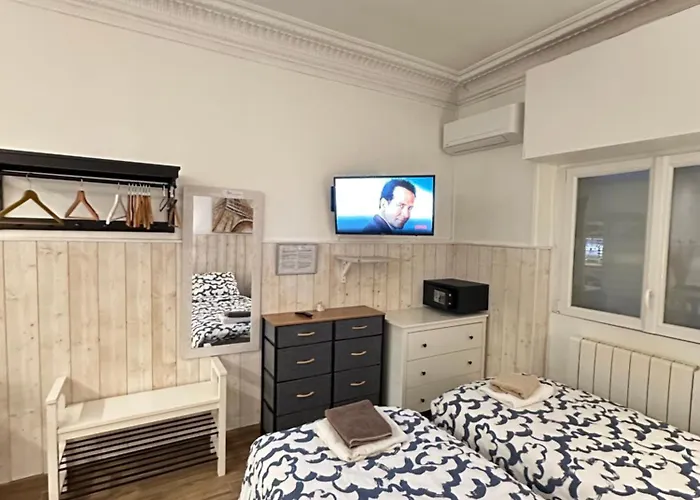 15 Ground Floor * Париж