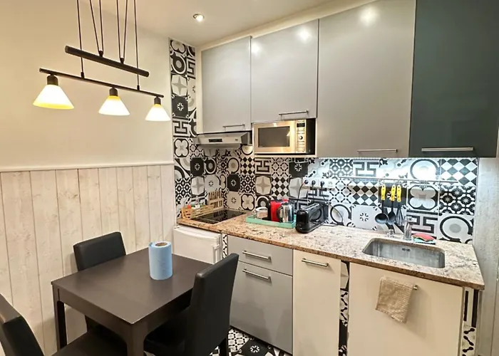 15 Ground Floor * Париж