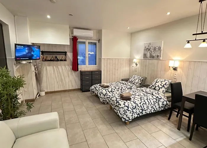 15 Ground Floor * Париж