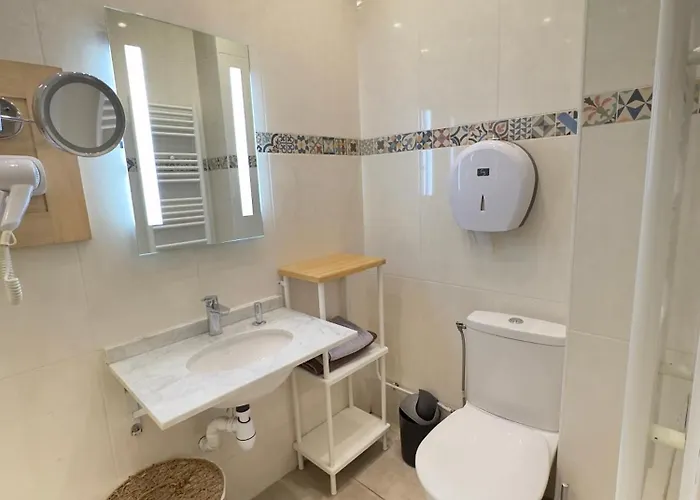 15 Ground Floor Apartment Paris